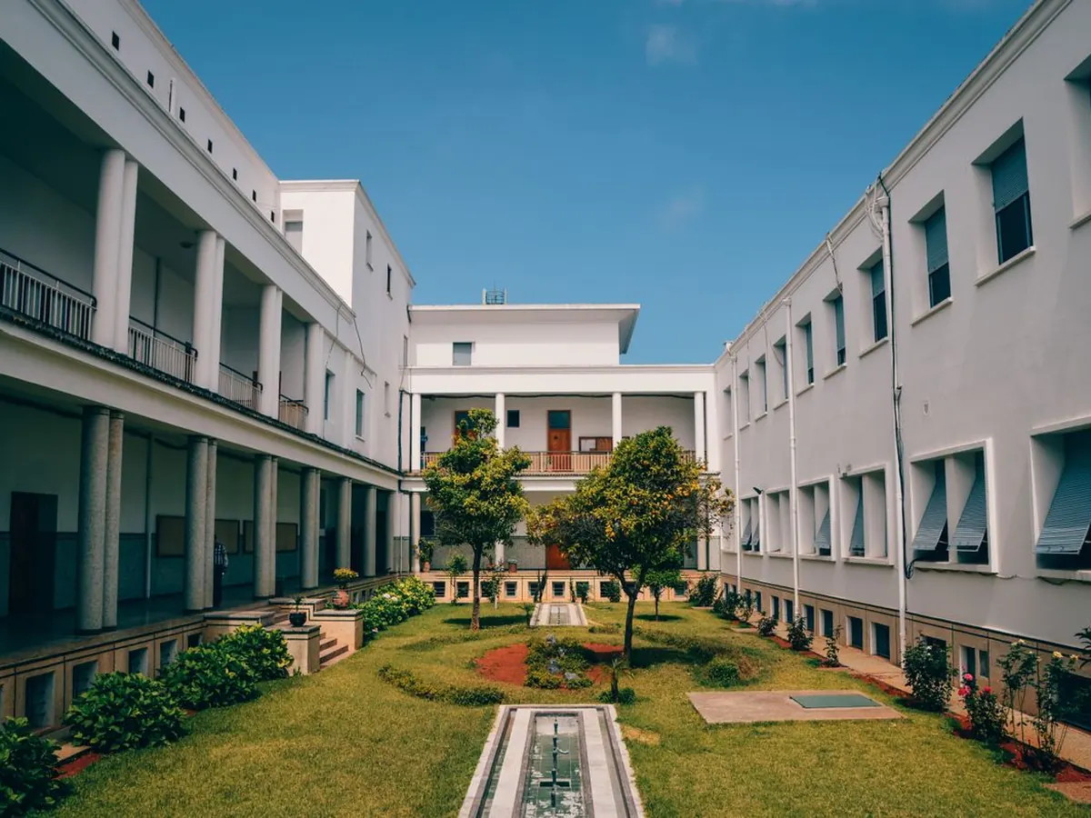 学校教学楼热水改造